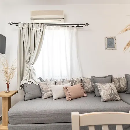 Arhontiko Otel 2*