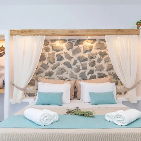 Arhontiko Otel 2*