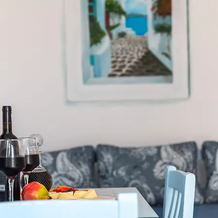 Arhontiko Otel 2*