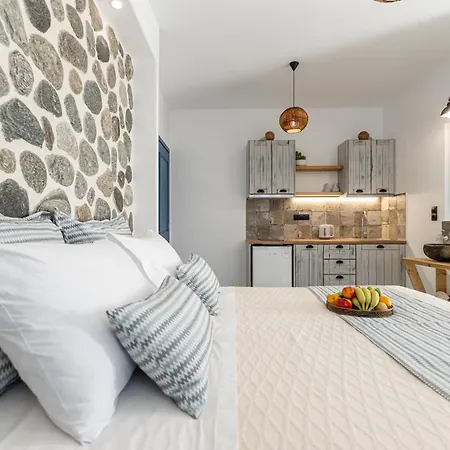 Hotel Arhontiko Naxos City